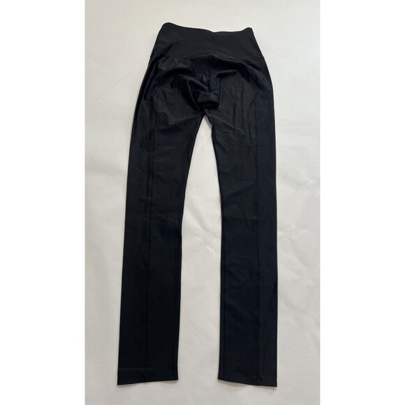 Perfect Moment Compression Legging in Black - Picture 3 of 4